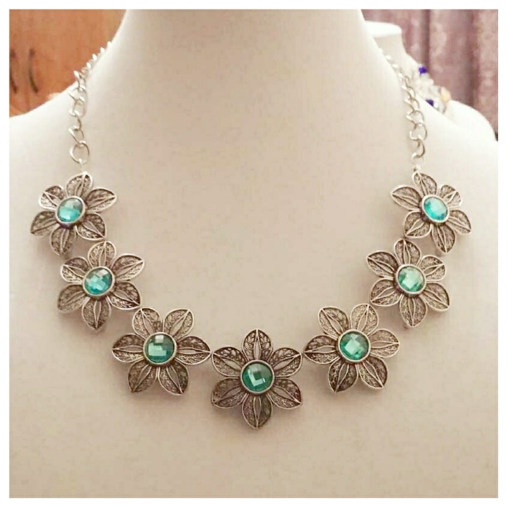 Silver/Aqua Flower Necklace & Earrings Set